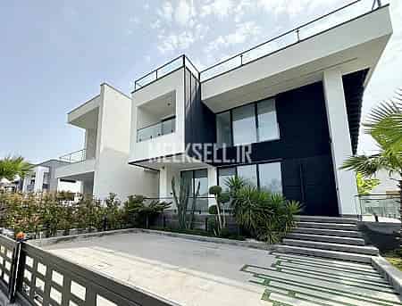 فروش اقساطی ویلای ساحلی استخردار در نوشهر