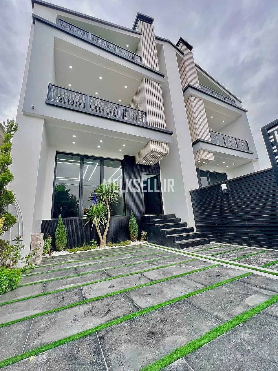 دوبلکس نما مدرن ۲۰۰ متری سه خوابه شهرکی
